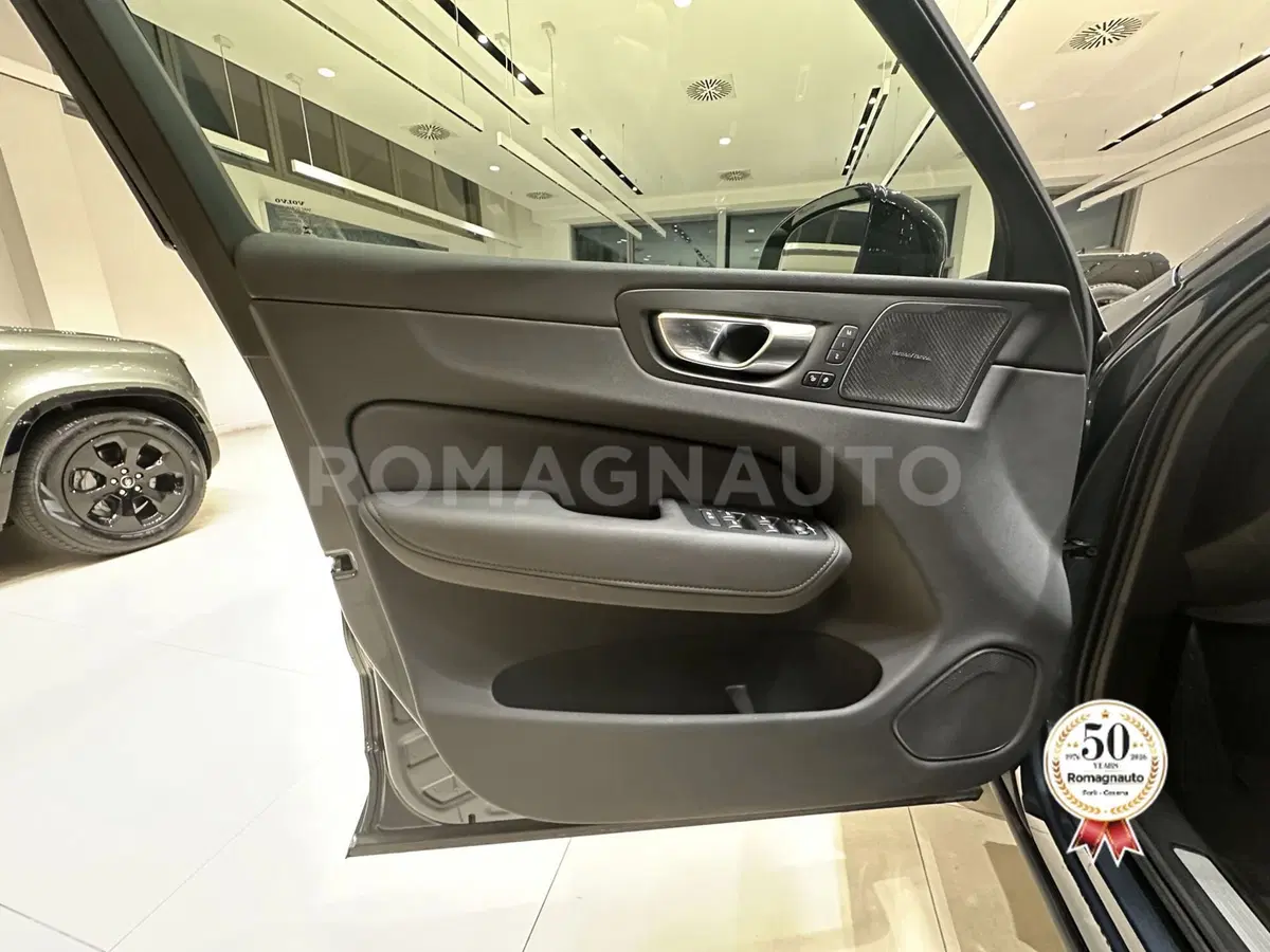 Volvo XC60 usata a Forlì-Cesena (15)