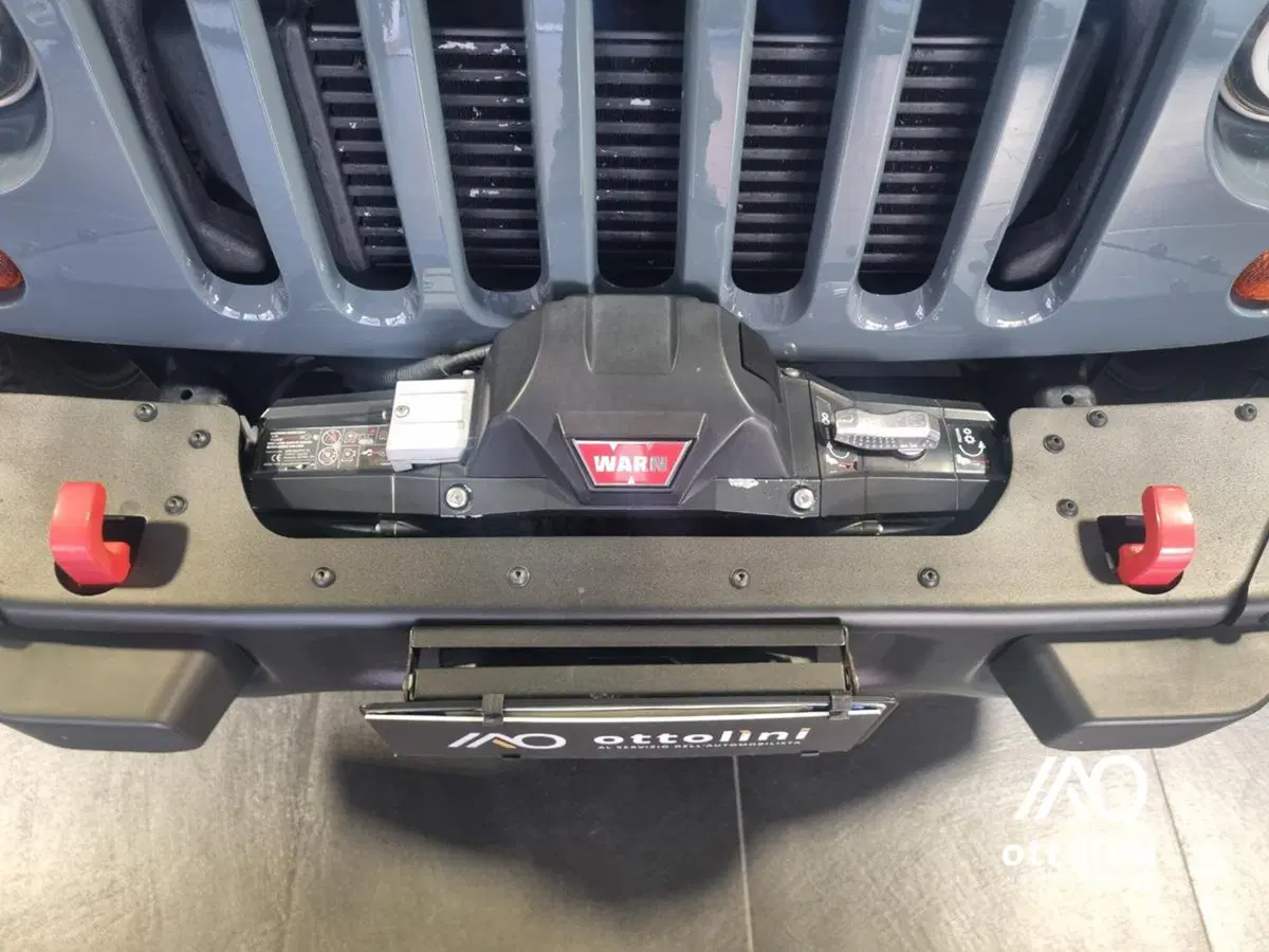 Jeep Wrangler usata a Cagliari (8)
