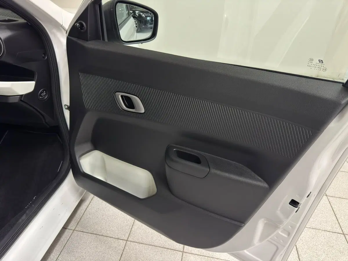 Dacia Spring usata a Novara (10)