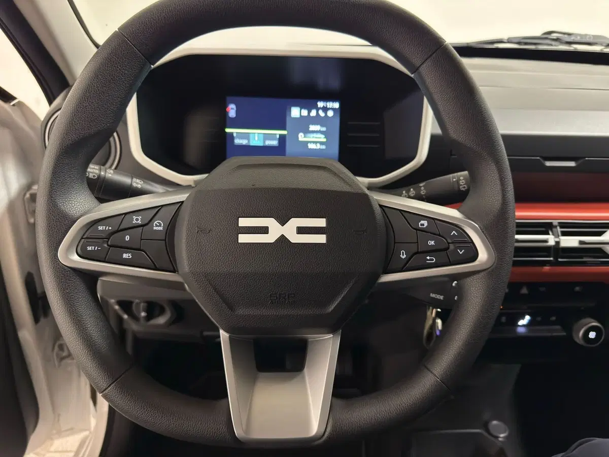 Dacia Spring usata a Novara (20)