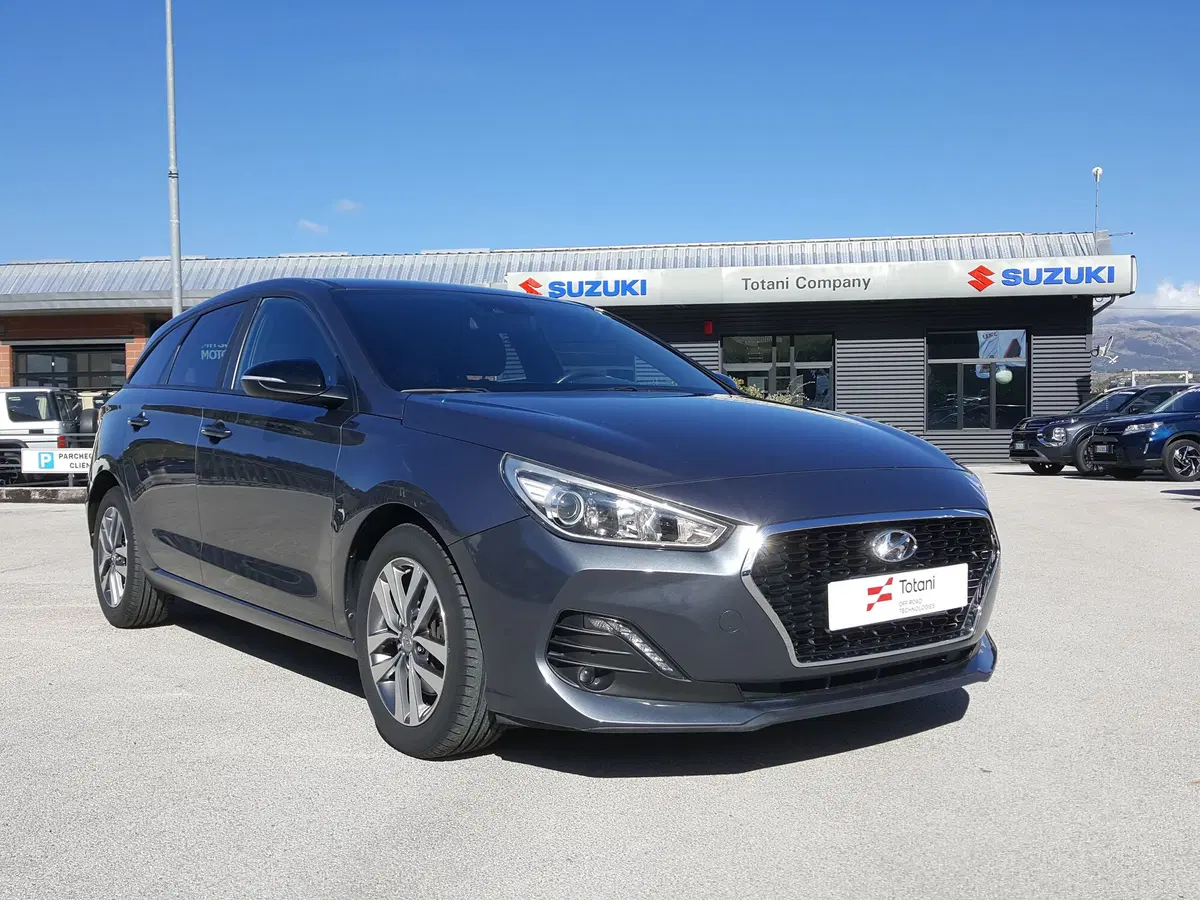 Hyundai i30 Station Wagon usata a L'Aquila (3)