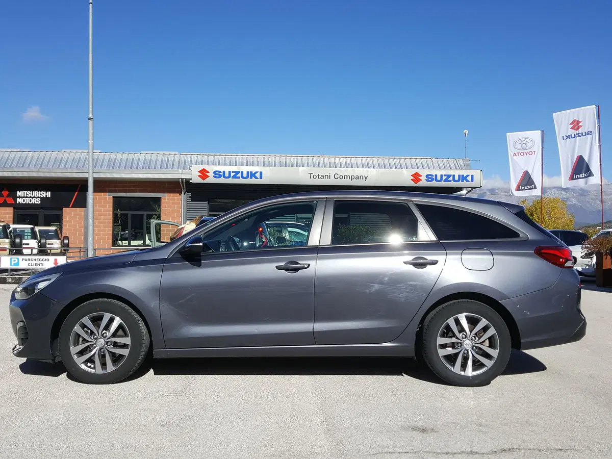 Hyundai i30 Station Wagon usata a L'Aquila (8)