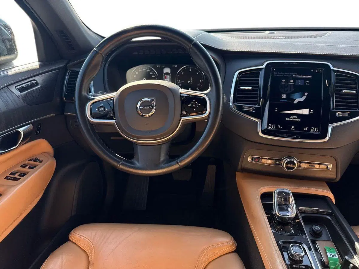 Volvo XC90 usata a Reggio Calabria (7)