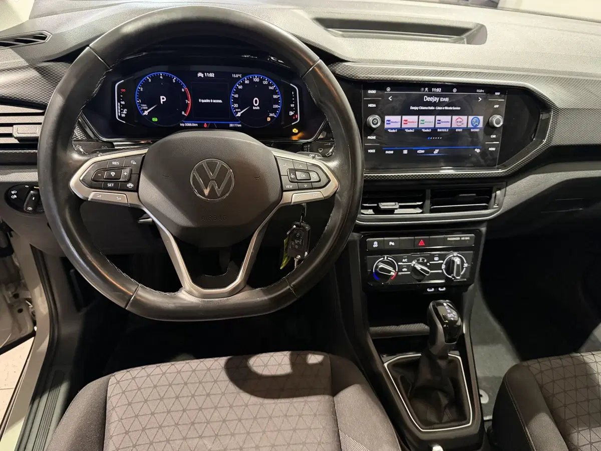 Volkswagen T-Cross usata a Genova (11)