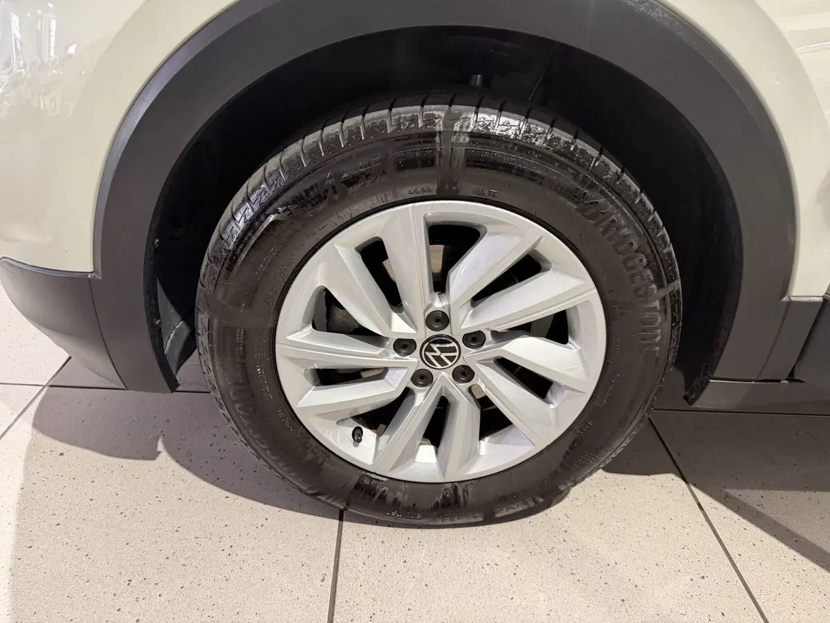 Volkswagen T-Cross usata a Genova (14)