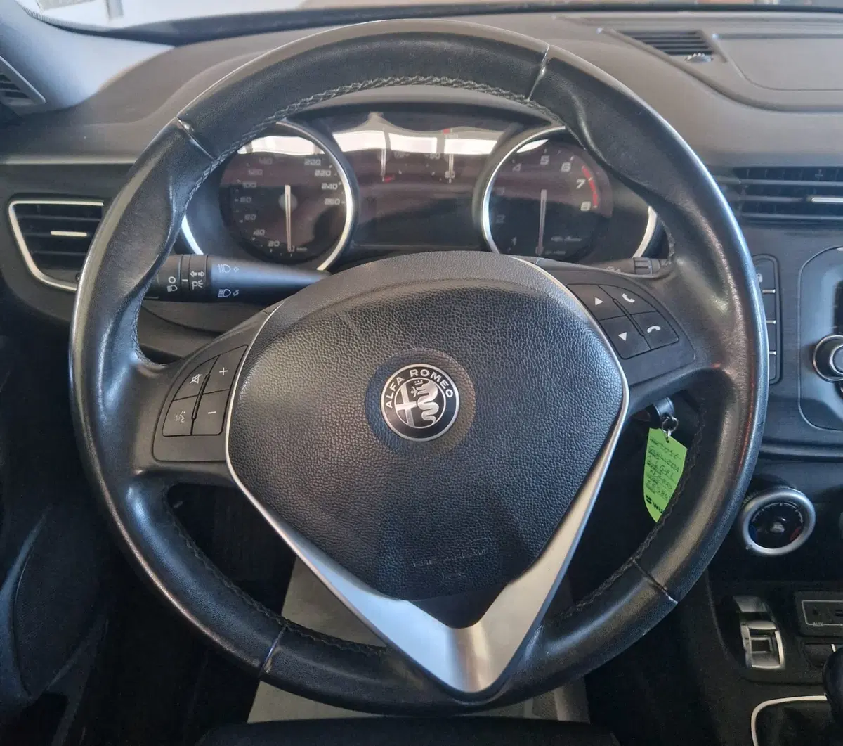 Alfa Romeo Giulietta usata a Terni (8)