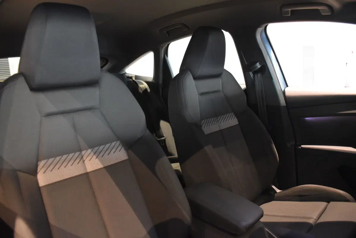 Audi Q4 Sportback usata a Verona (6)
