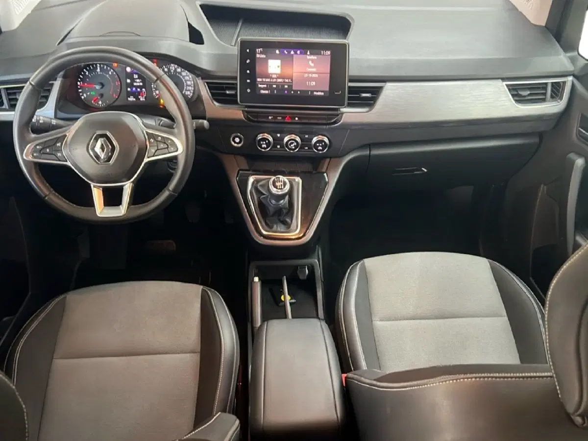 Renault Kangoo usata a Roma (11)