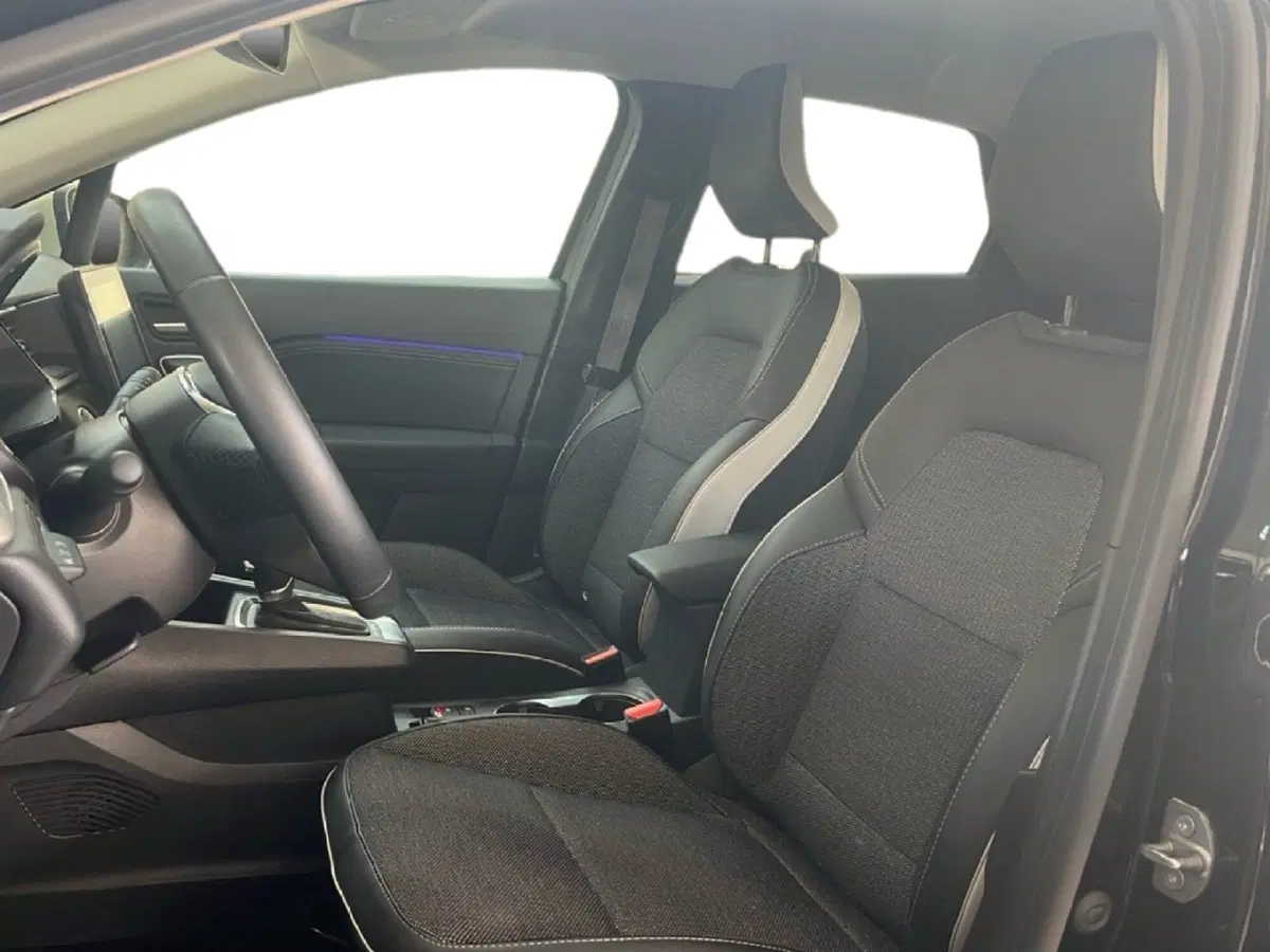 Renault Captur usata a Roma (12)