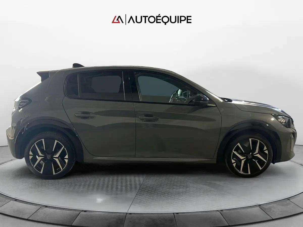 Peugeot 208 usata a Roma (6)
