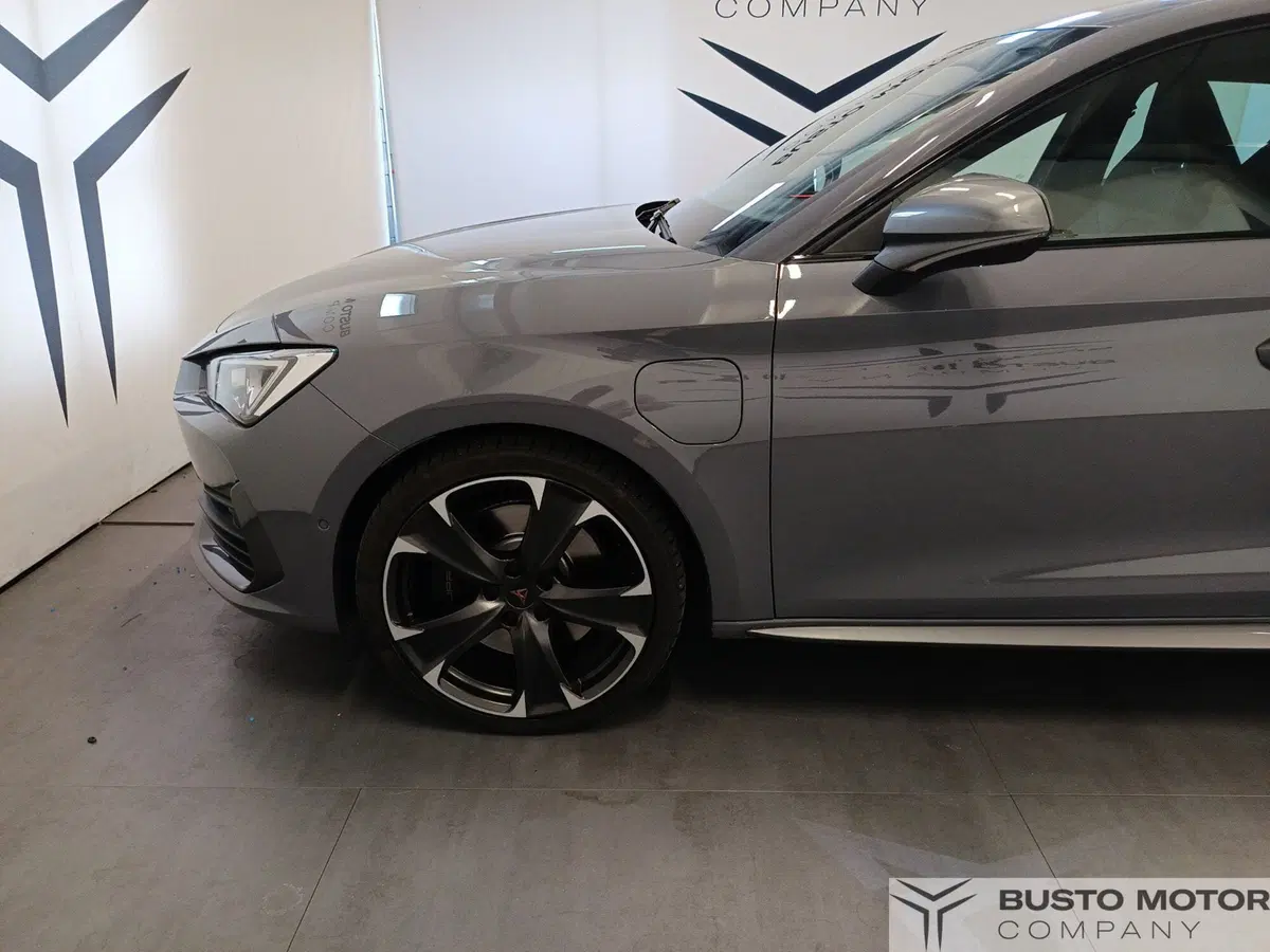 Cupra Leon usata a Varese (7)
