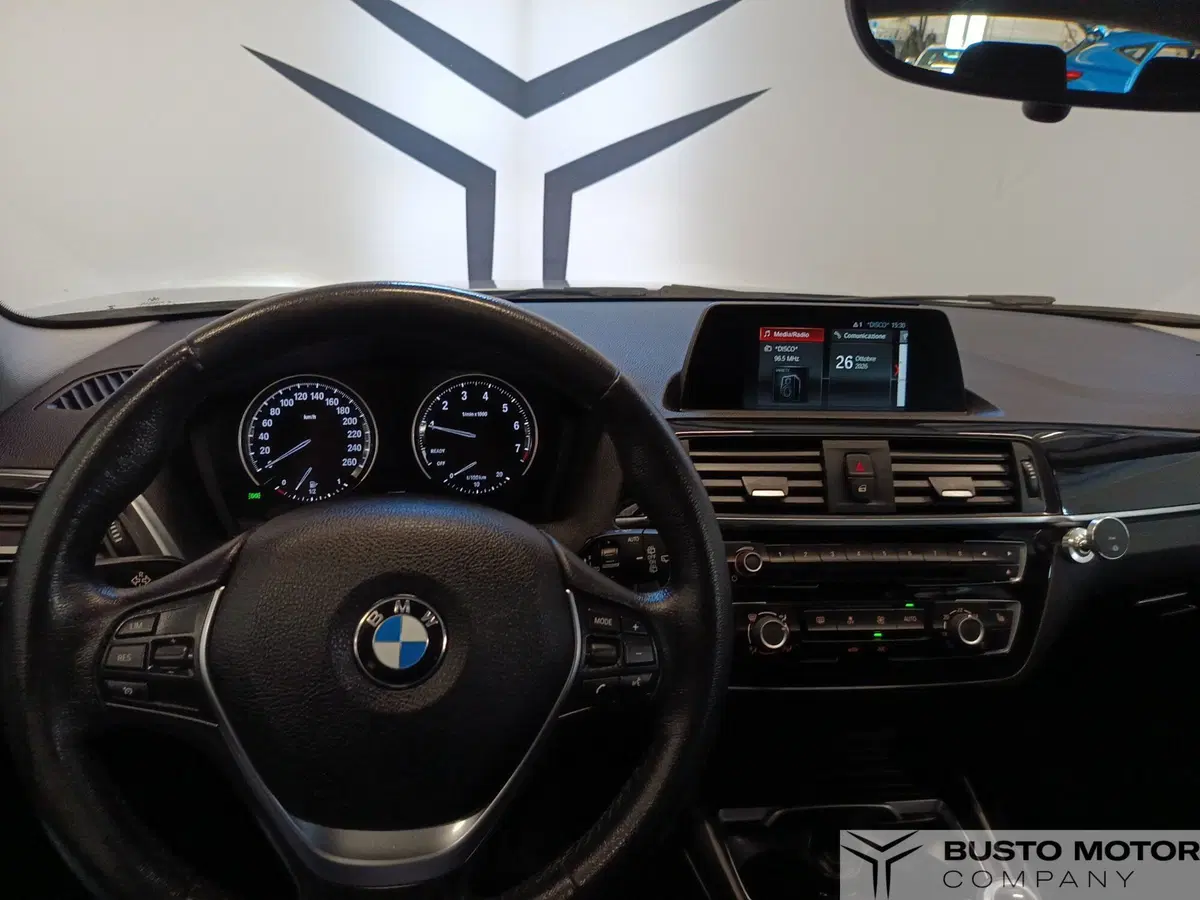 BMW Serie 1 5p. usata a Varese (11)