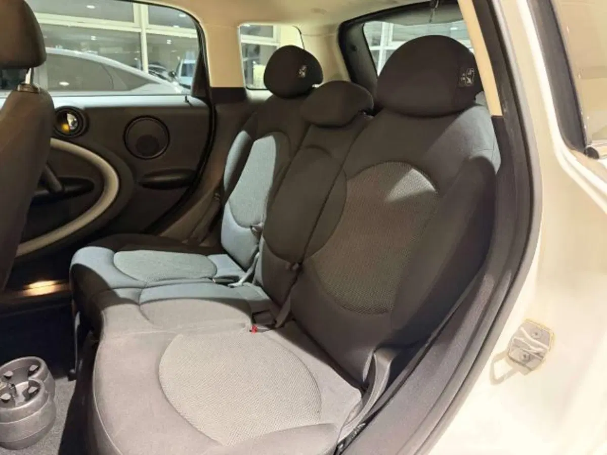 MINI Mini Countryman usata a Savona (14)