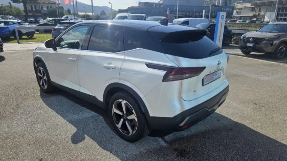Nissan Qashqai usata a Lucca (4)