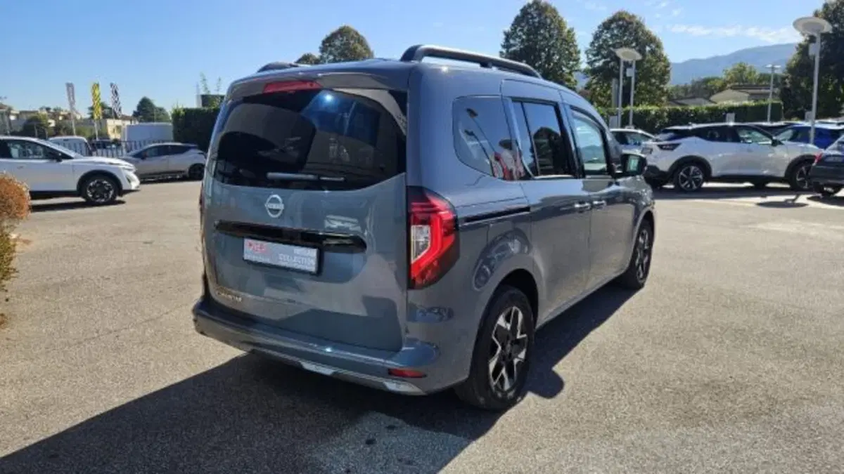 Nissan Townstar usata a Lucca (4)