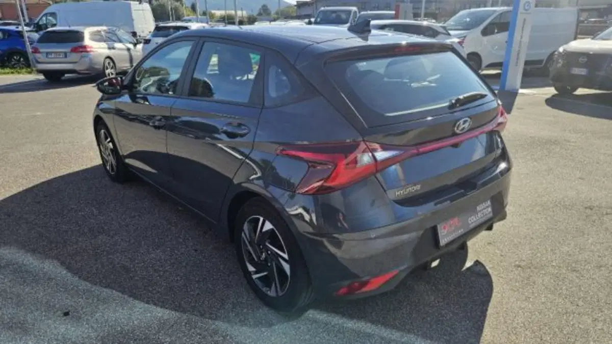 Hyundai i20 usata a Lucca (6)