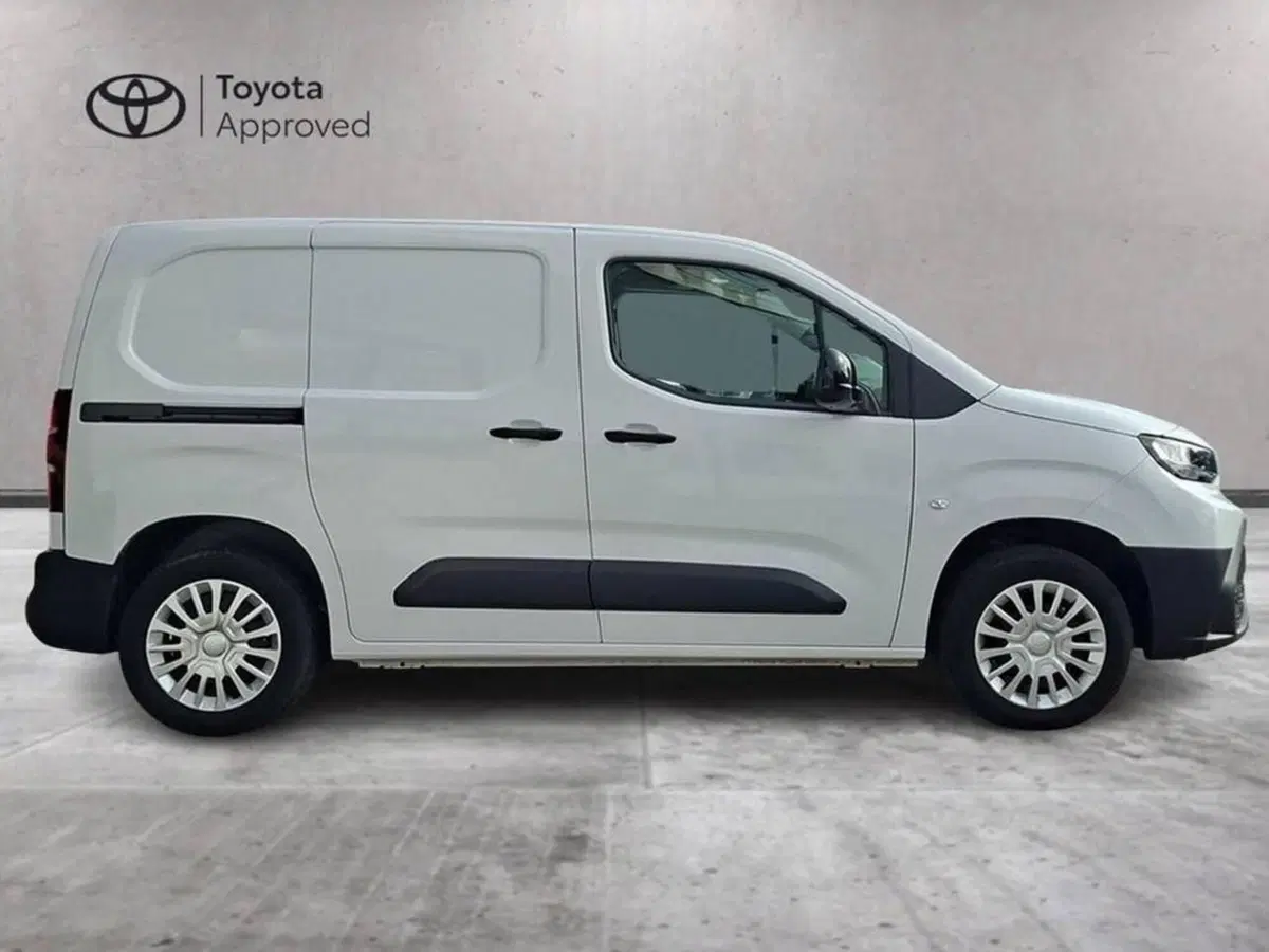 Toyota Proace City Furgone usata a Torino (4)