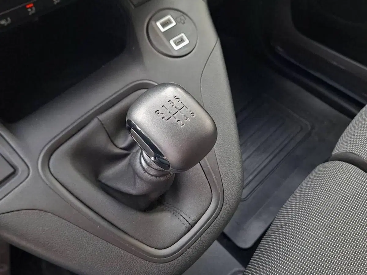 Toyota Proace City Furgone usata a Torino (9)