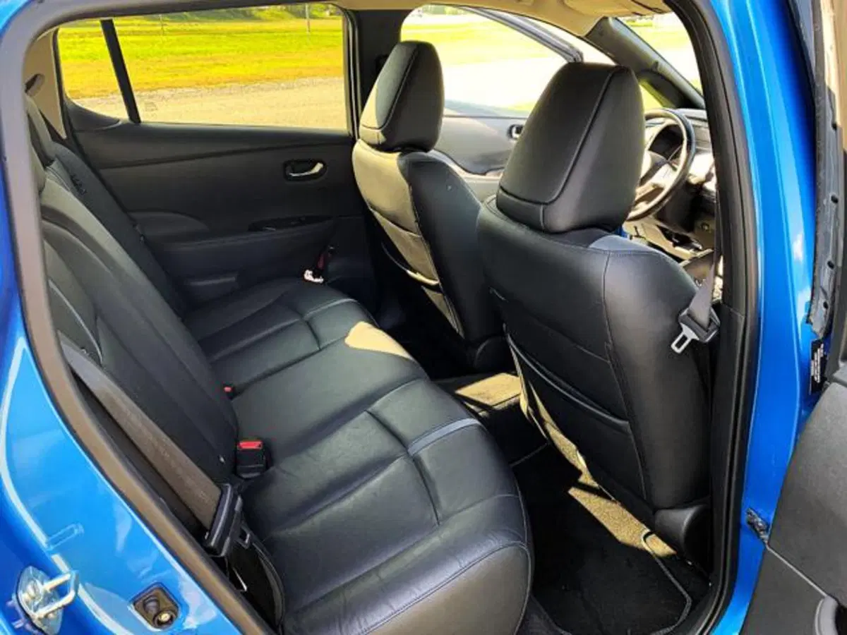 Nissan Leaf usata a Como (6)