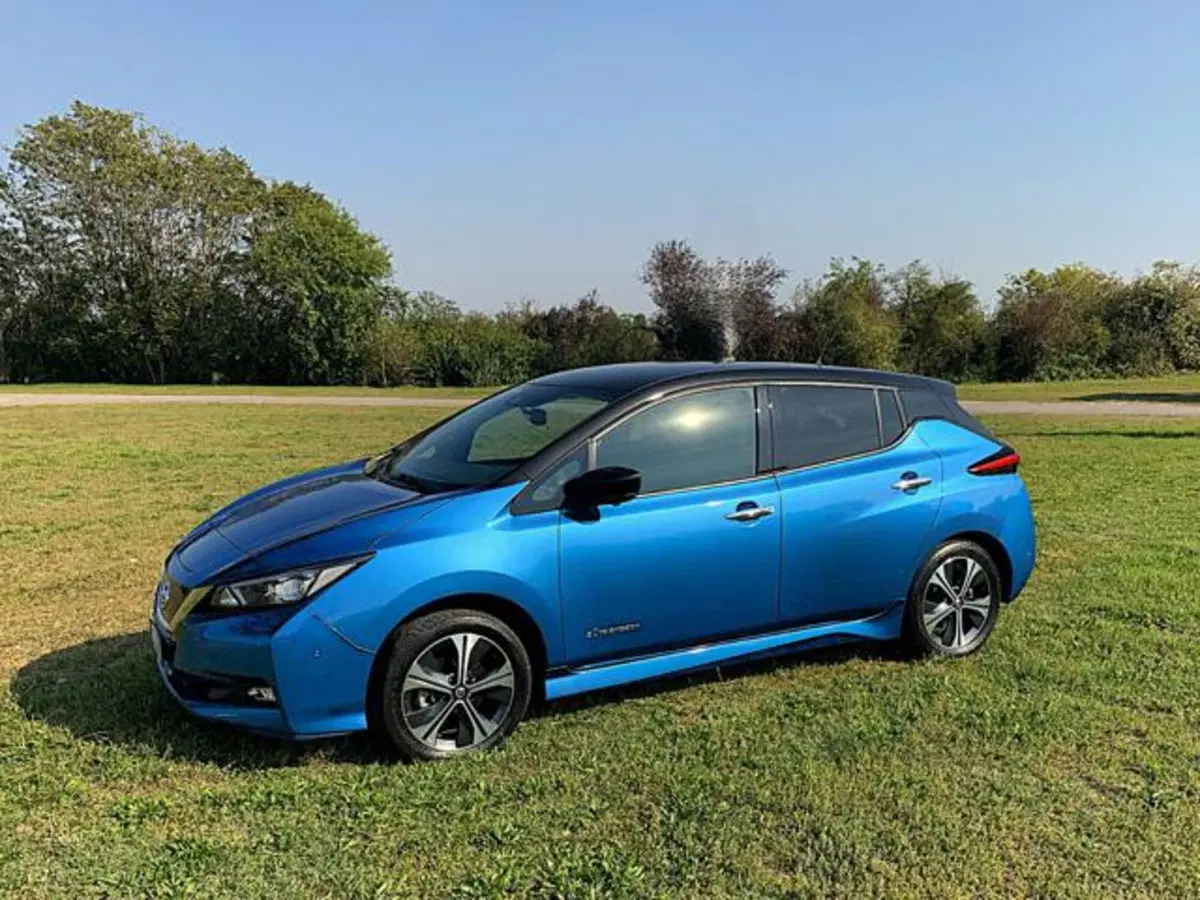 Nissan Leaf usata a Como (7)