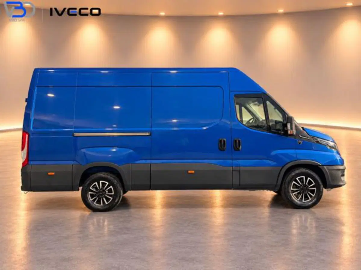 Iveco Daily Furgone usata a Brescia (4)