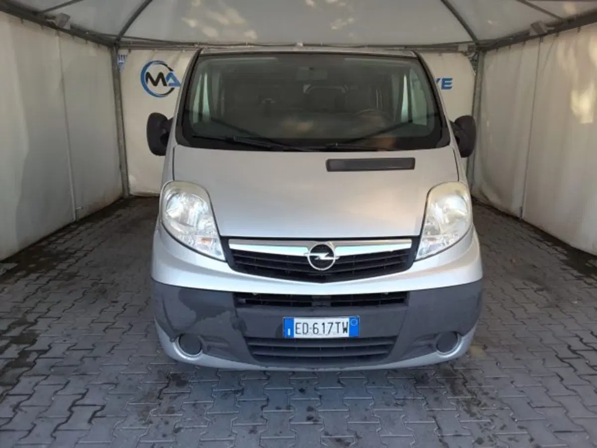 Opel Vivaro Furgone usata a Firenze