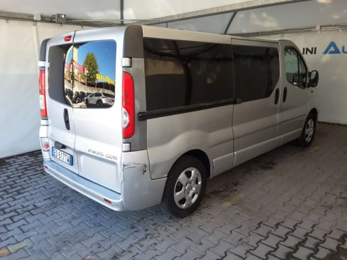 Opel Vivaro Furgone usata a Firenze (14)