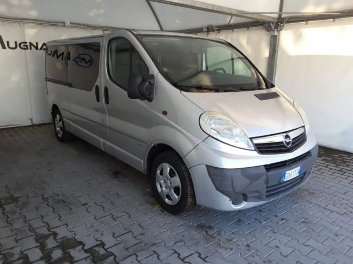 Opel Vivaro Furgone usata a Firenze (2)