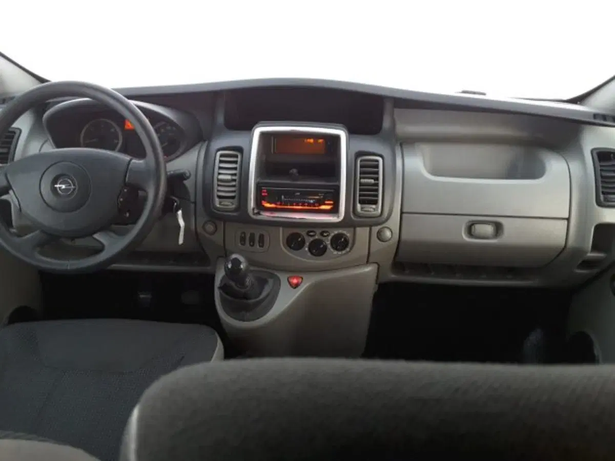 Opel Vivaro Furgone usata a Firenze (8)