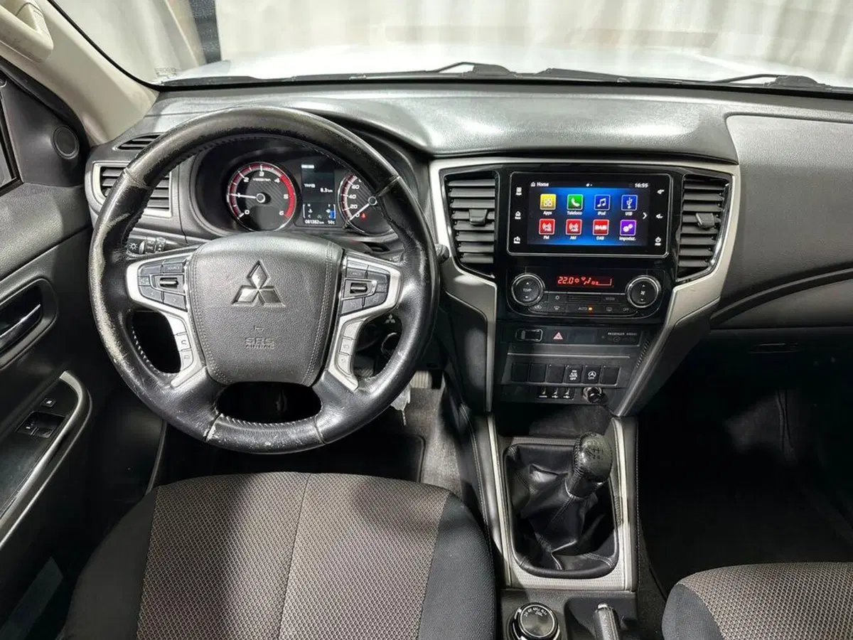 Mitsubishi L200 usata a Sondrio (13)