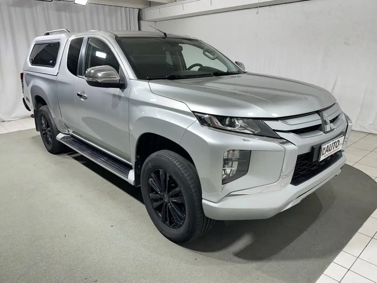 Mitsubishi L200 usata a Sondrio (7)