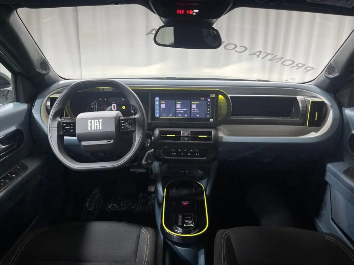 Fiat Grande Panda nuova a Sondrio (12)