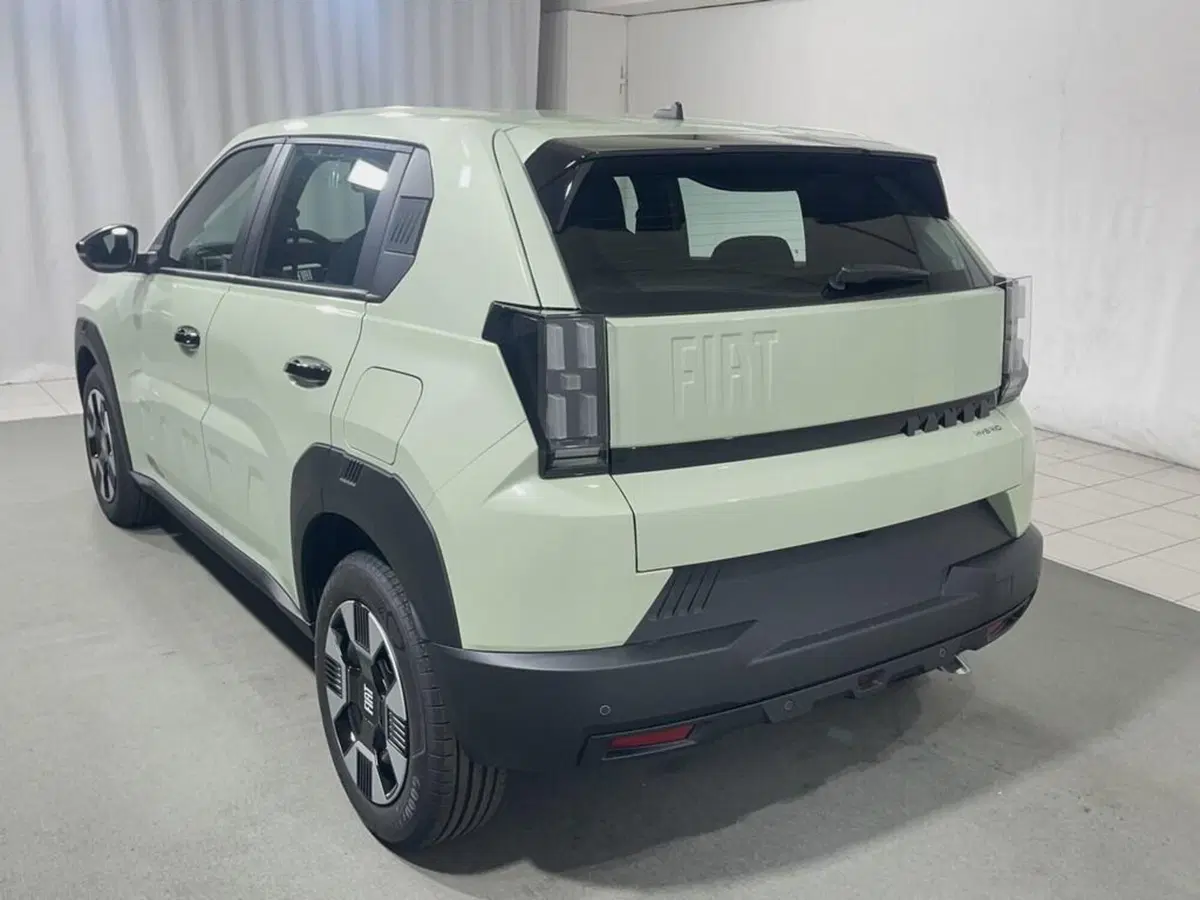 Fiat Grande Panda nuova a Sondrio (3)