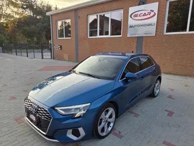 Audi A3 Sportback 35 TFSI S tronic Business Advanced del 2021 usata a Robassomero