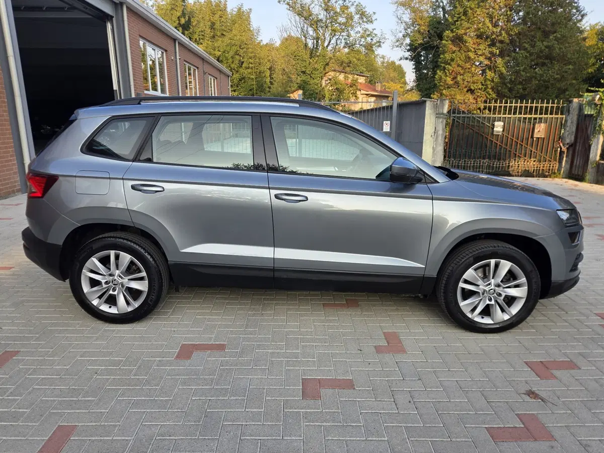 Skoda Karoq usata a Torino (13)