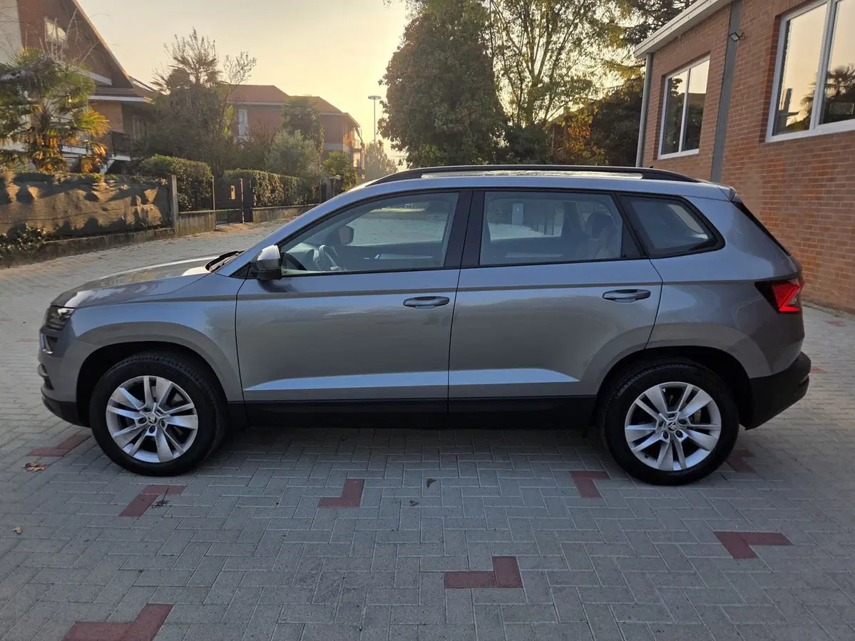 Skoda Karoq usata a Torino (14)
