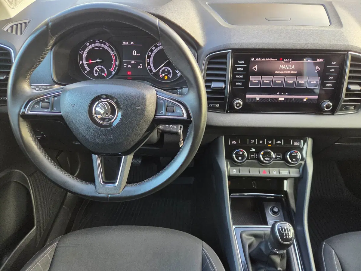 Skoda Karoq usata a Torino (8)