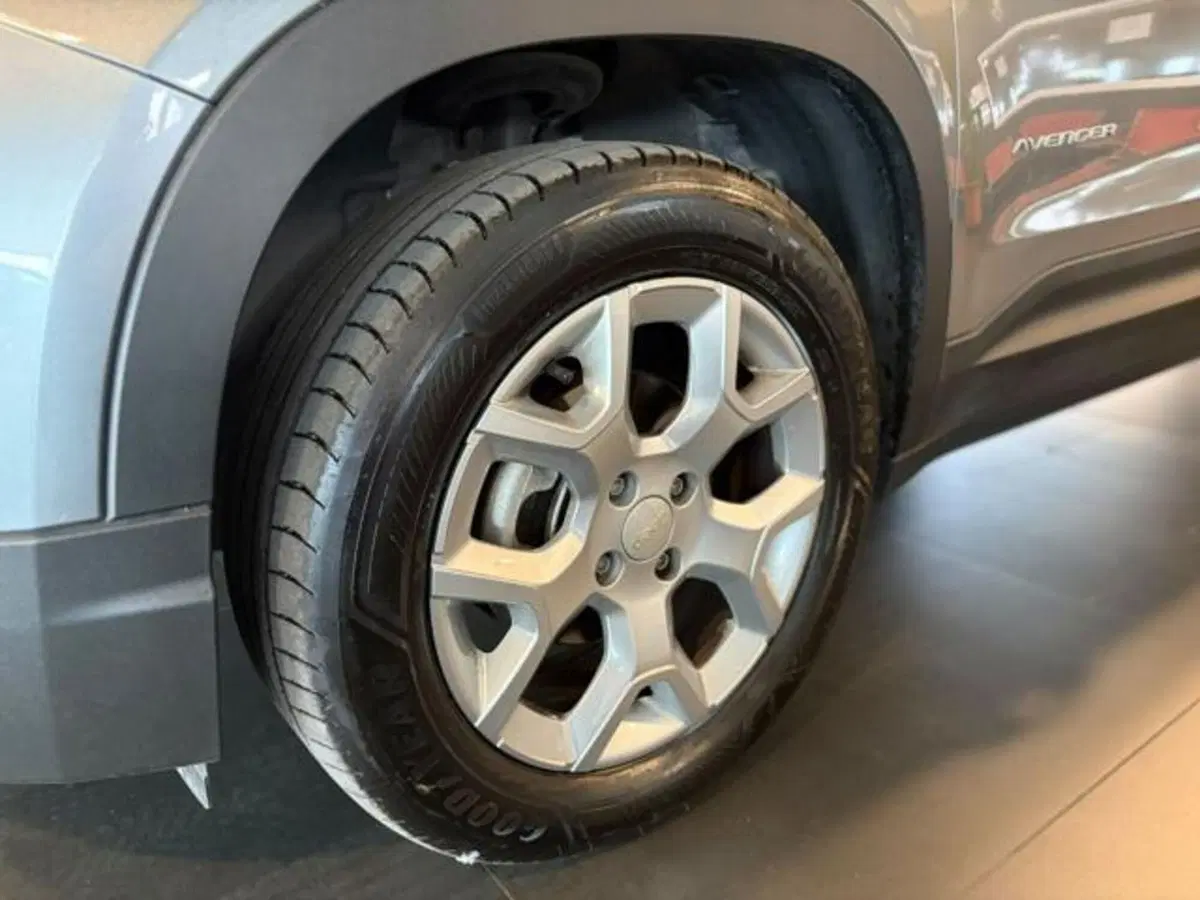 Jeep Avenger usata a Modena (10)
