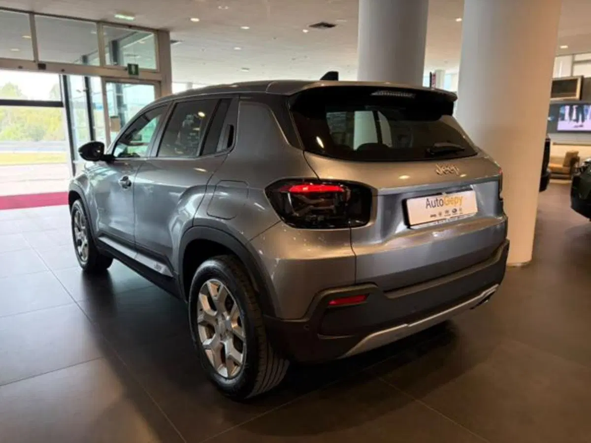Jeep Avenger usata a Modena (12)