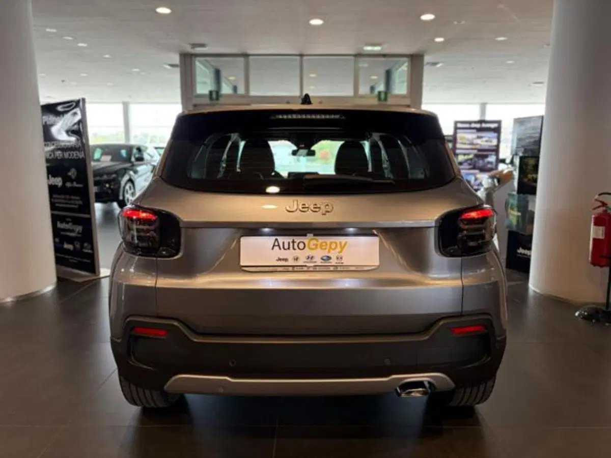 Jeep Avenger usata a Modena (16)