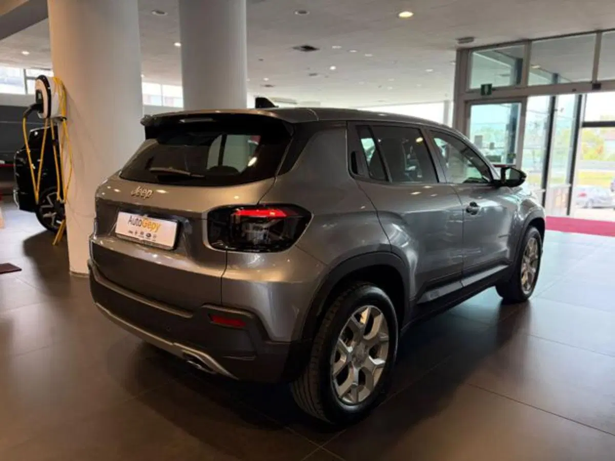 Jeep Avenger usata a Modena (4)