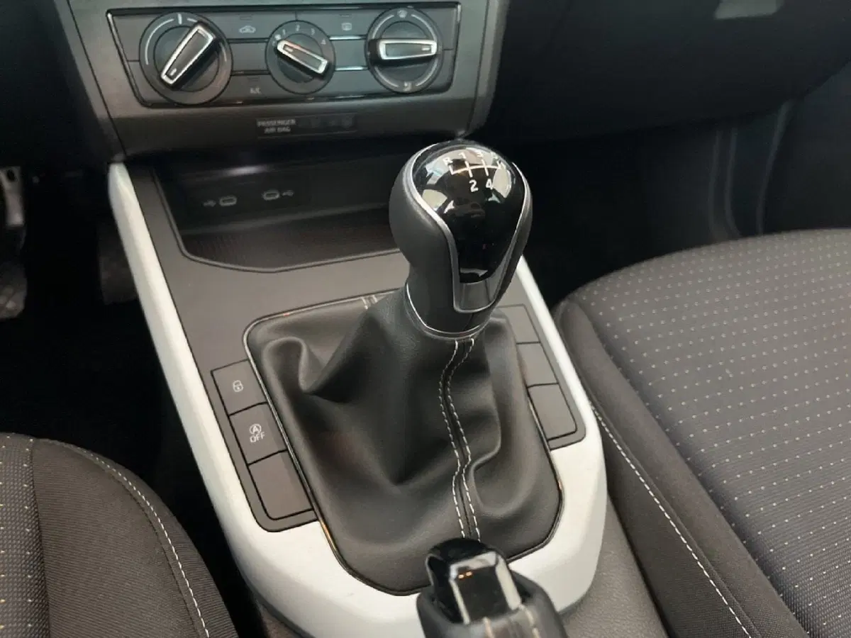 SEAT Arona usata a Torino (13)
