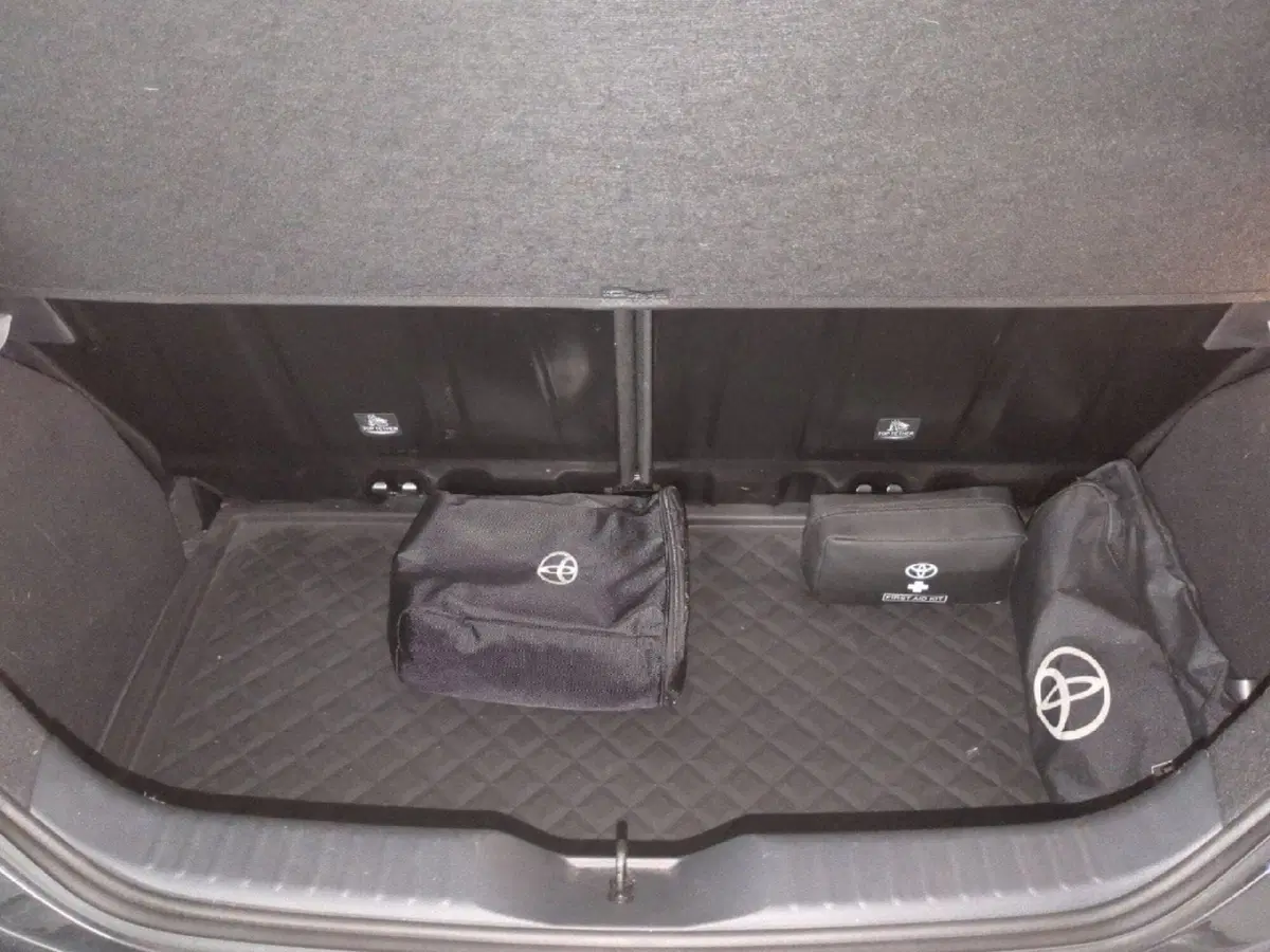 Toyota Aygo X usata a Milano (10)