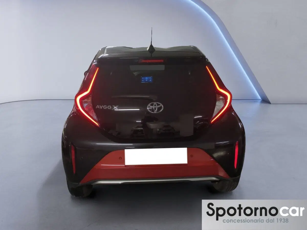 Toyota Aygo X usata a Milano (5)