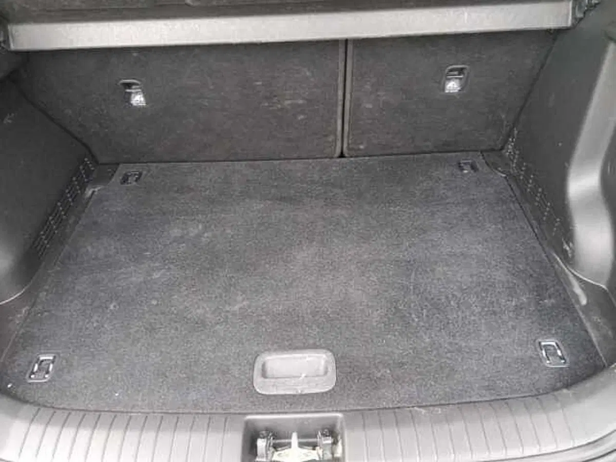 Hyundai Kona usata a Pesaro-Urbino (13)
