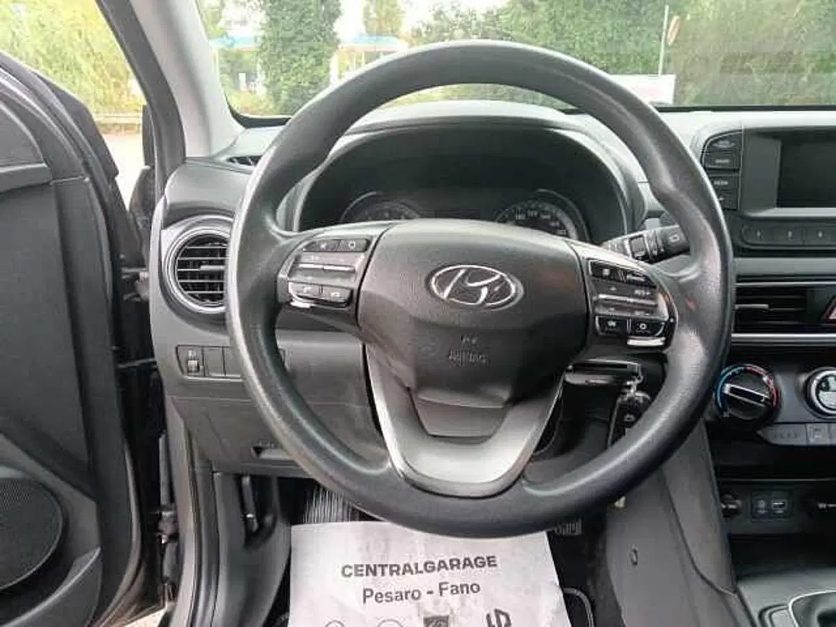Hyundai Kona usata a Pesaro-Urbino (18)