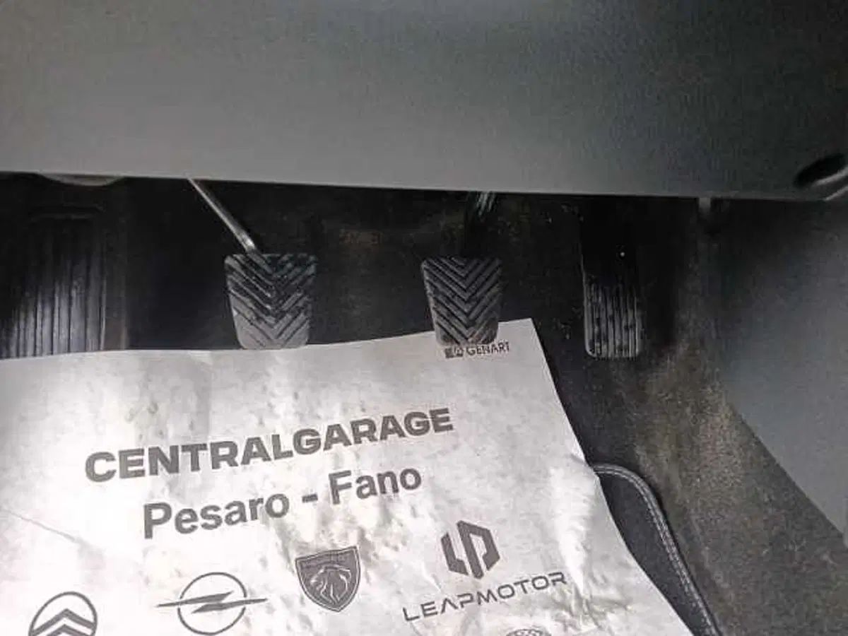 Hyundai Kona usata a Pesaro-Urbino (20)
