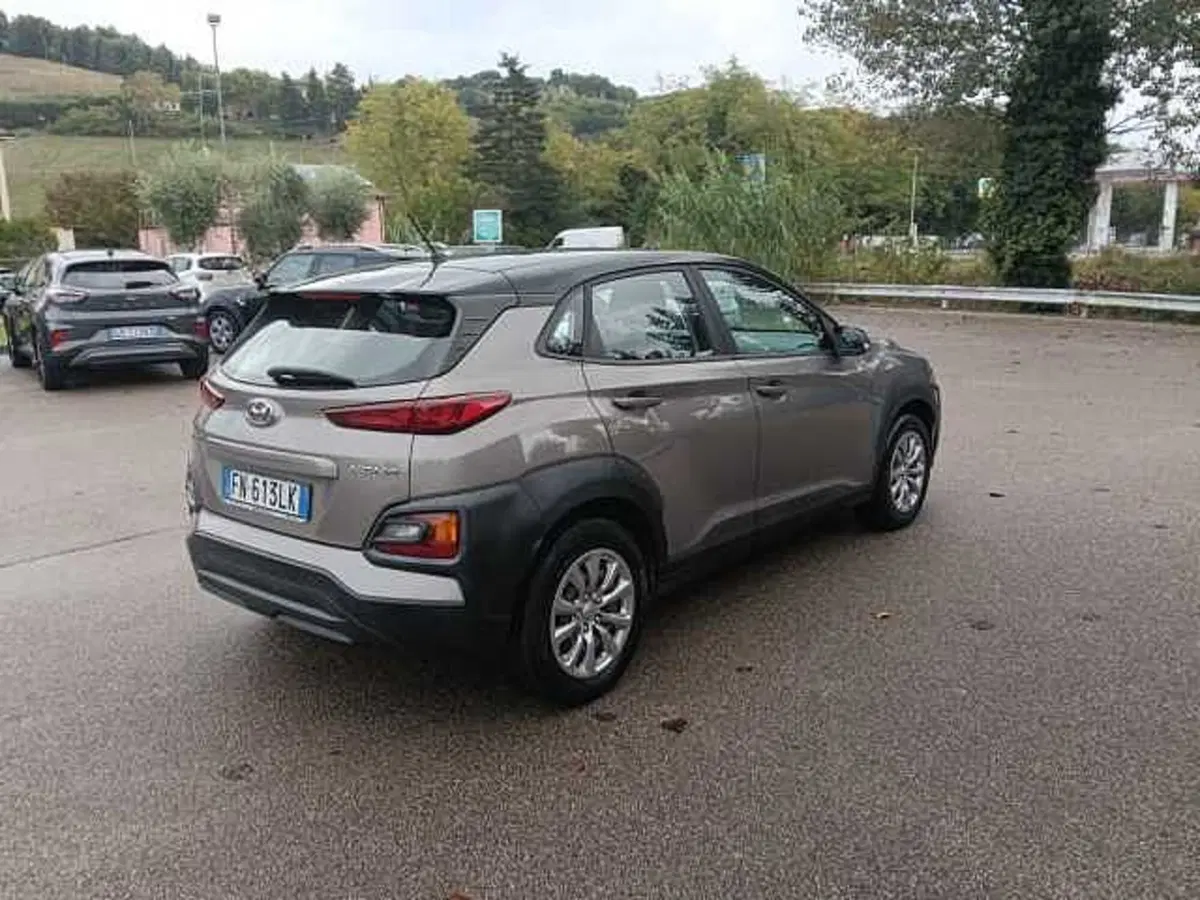 Hyundai Kona usata a Pesaro-Urbino (5)