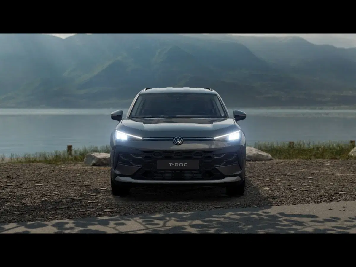 Volkswagen T-Roc nuova a Livorno (5)