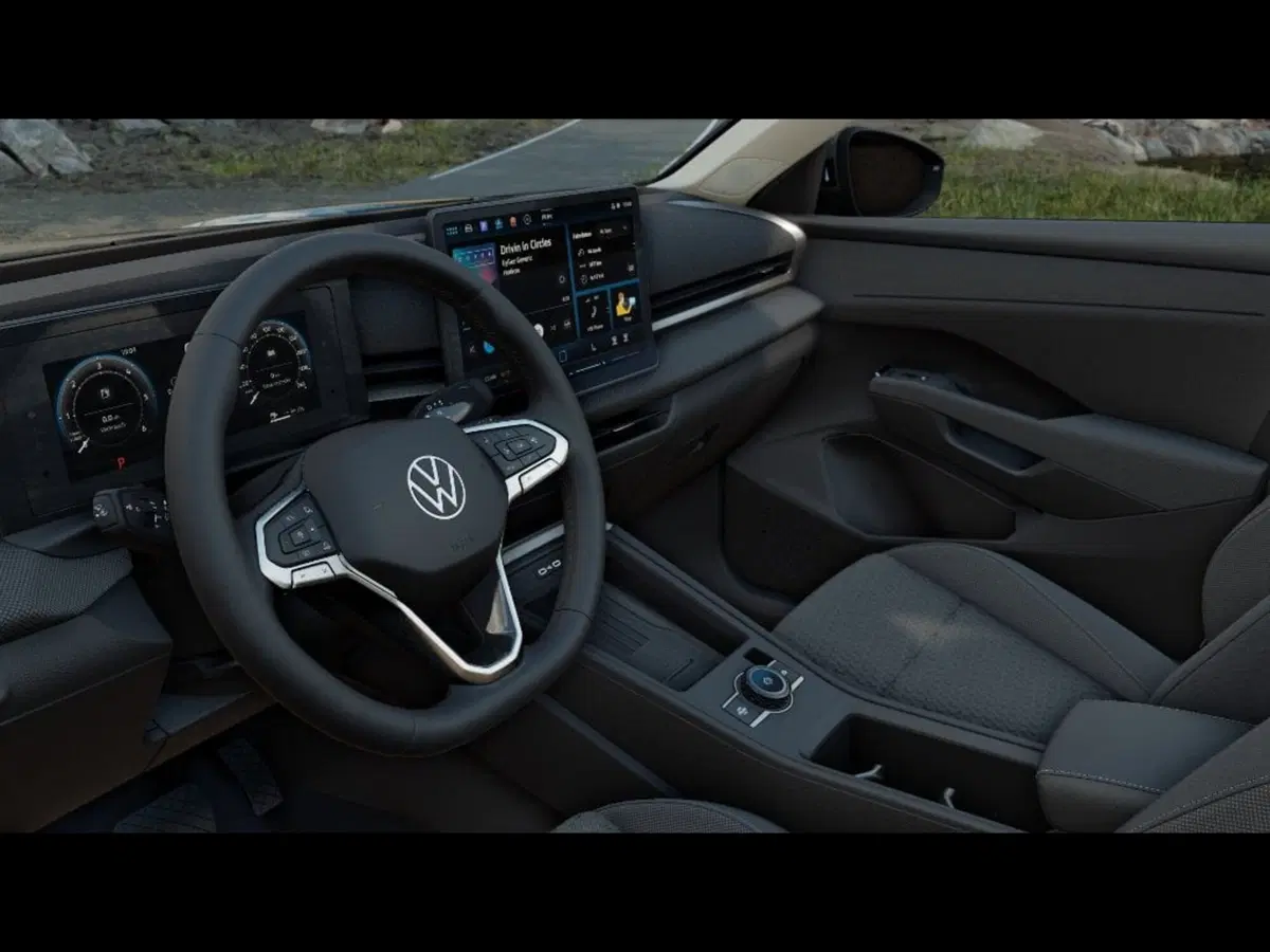 Volkswagen T-Roc nuova a Livorno (6)